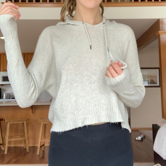 American Eagle Sweater - Picture 2 of 3